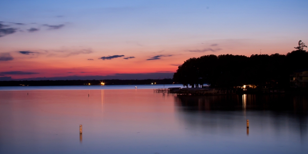 Beautiful Lake [[OfficeCity]]